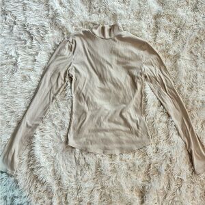 Athleta Ribbed Turtleneck XS Like New| Neutral Capsule Wardrobe Layering Top
